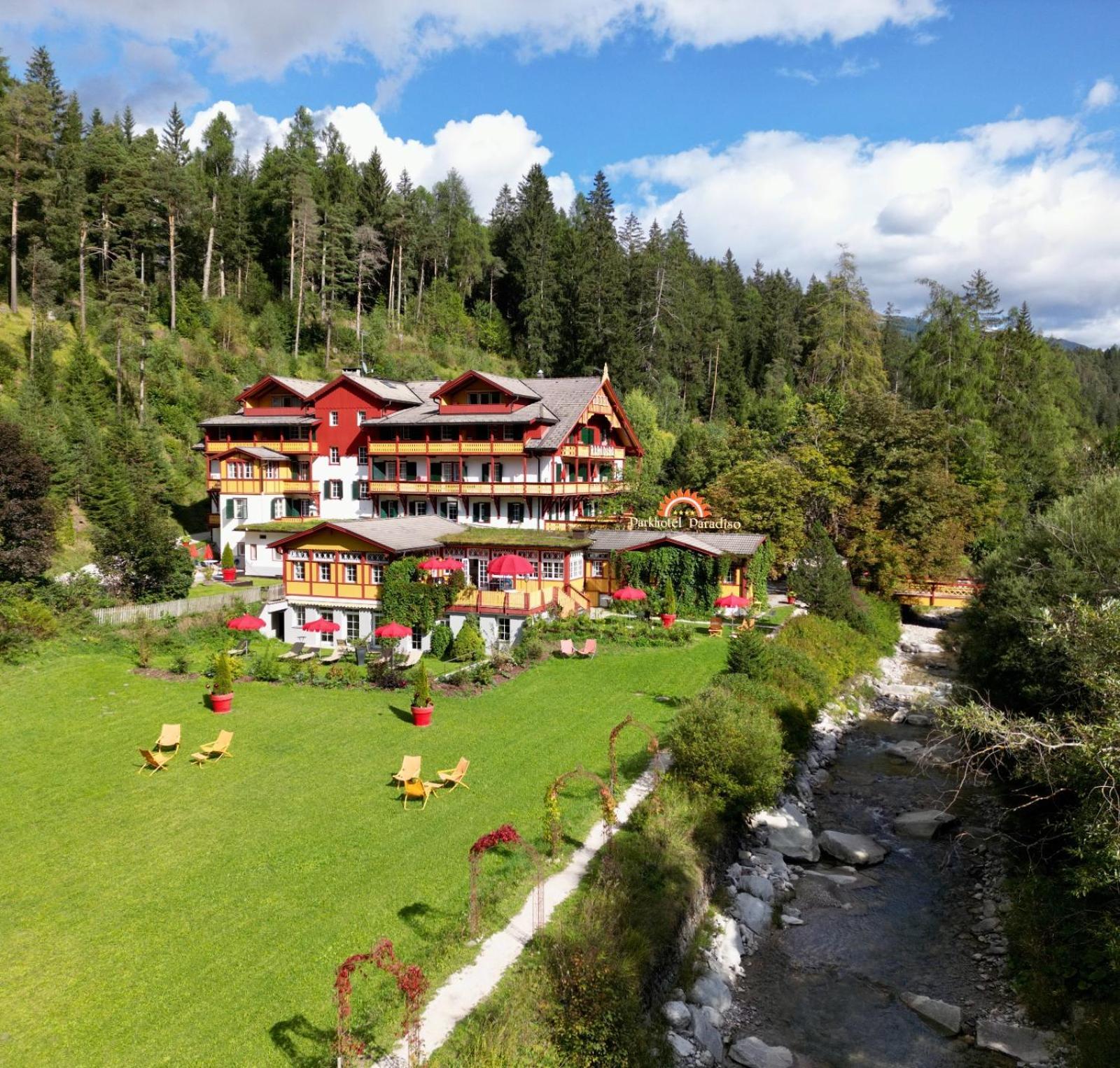 Parkhotel Sole Paradiso San Candido Esterno foto
